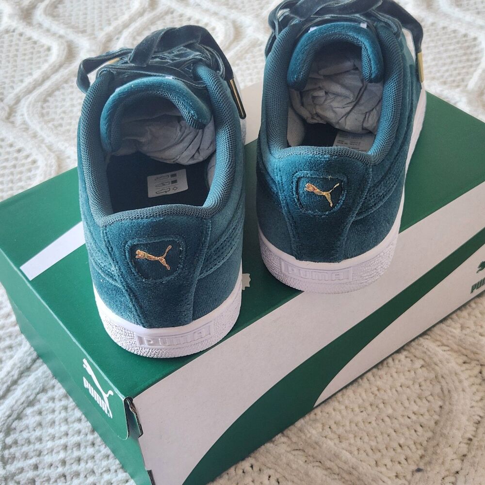 NIB Womens Puma Basket Classic Velvet Tennis Shoes Size 7.5 - Picture 2 of 9